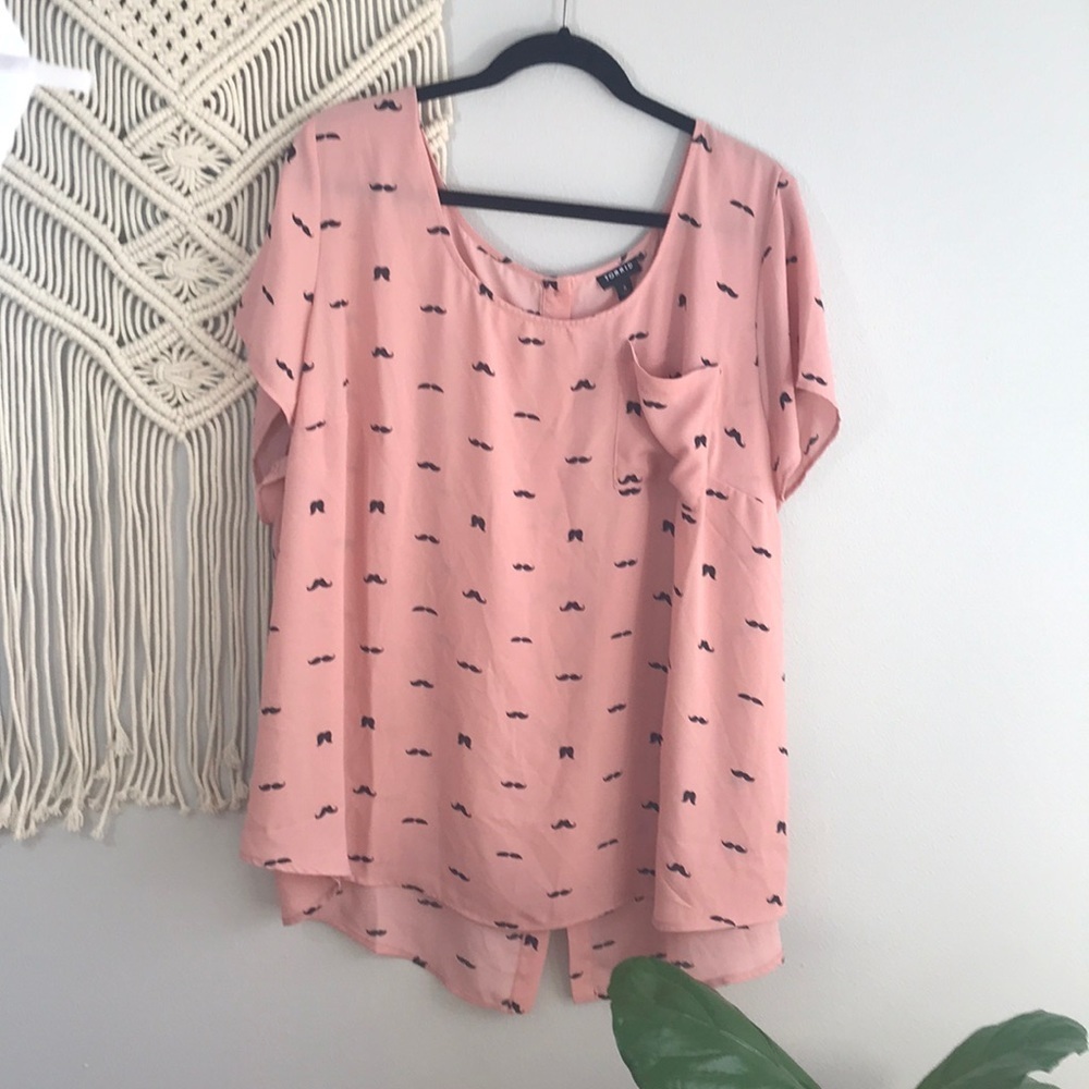 TORRID ABBEY BLUSH MUSTACHE BLOUSE 4